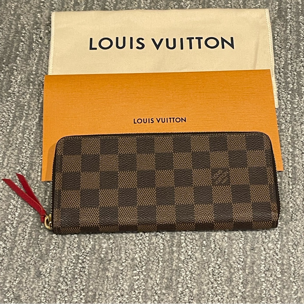 Louis Vuitton Clémence Wallet - Cherry interior, Damier Ebene